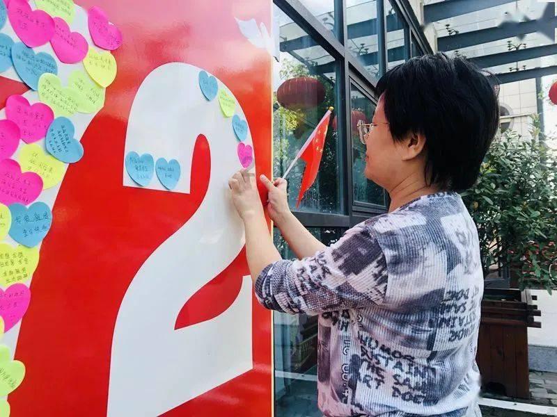 中国驻瑞典大使崔爱民看望瑞典隆德大学中国留学生